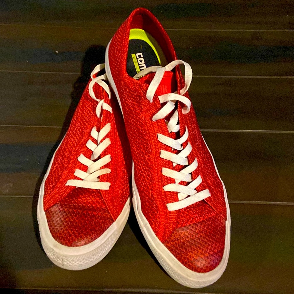 Rare color: Casino Royale Red Converse x Nike Flyknit